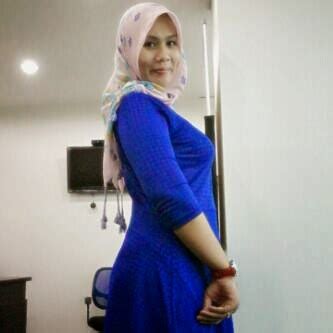 hot tante twitter|semua tentang jilbab gen.3